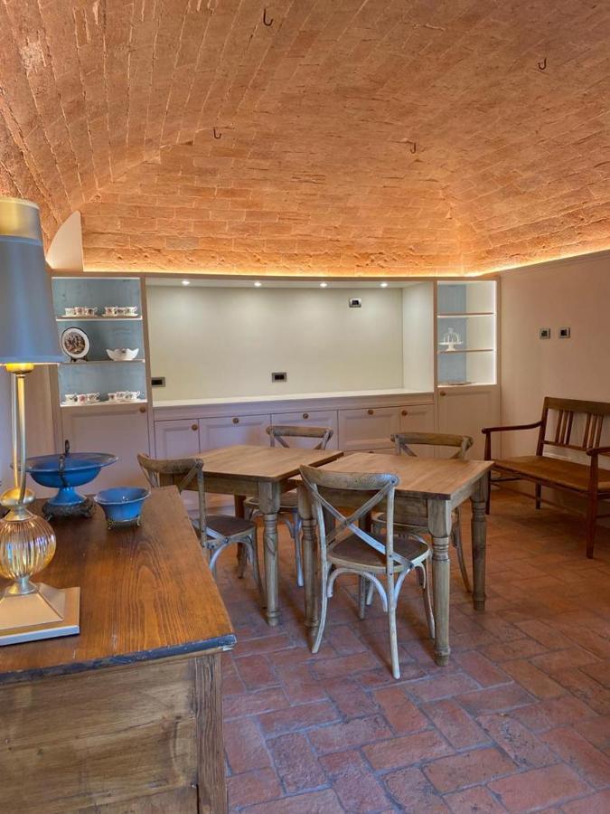 Relais Maria Cristina Bed and Breakfast Chianni Εξωτερικό φωτογραφία