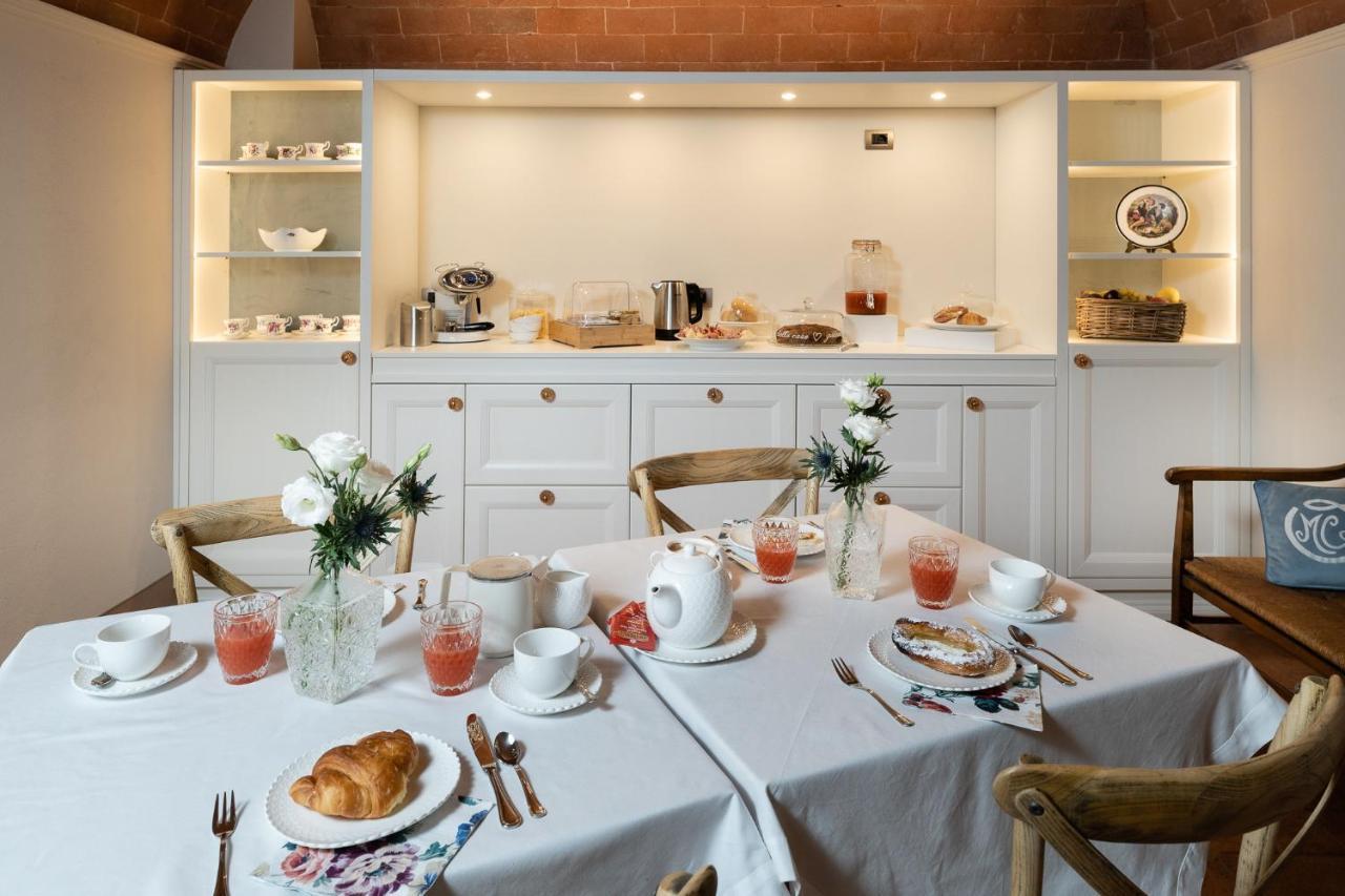 Relais Maria Cristina Bed and Breakfast Chianni Εξωτερικό φωτογραφία